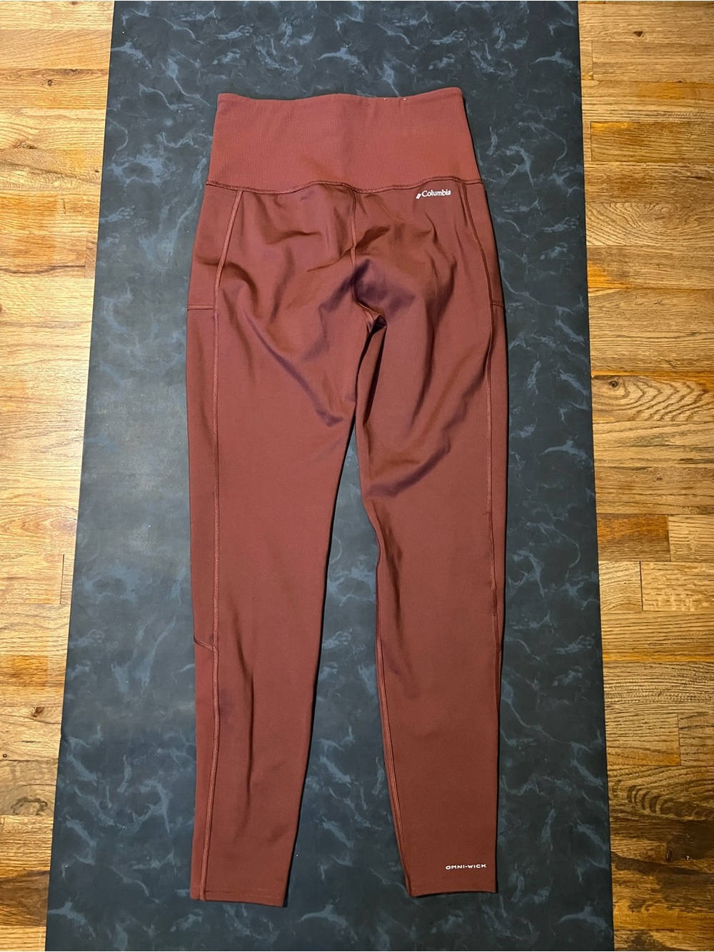 Columbia Women’s Size Medium Spice Red Uphill Edge Omni-Wick High Rise Leggings